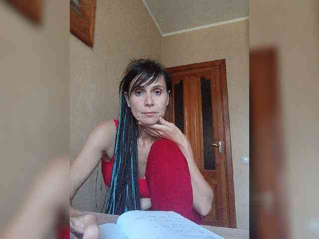 Hellenalonenochka webcam