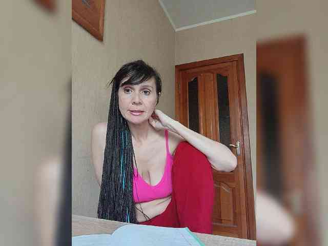 Hellenalonenochka webcam