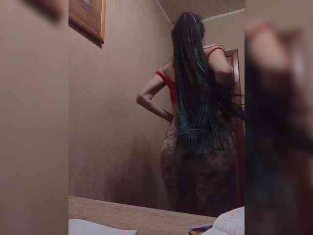 Hellenalonenochka webcam