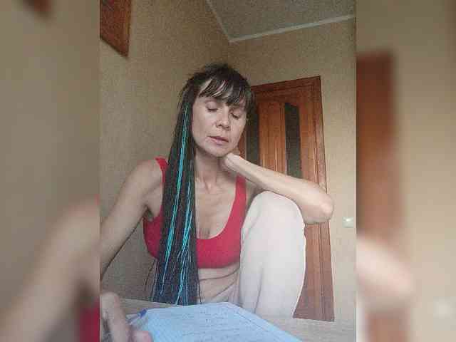 Hellenalonenochka webcam