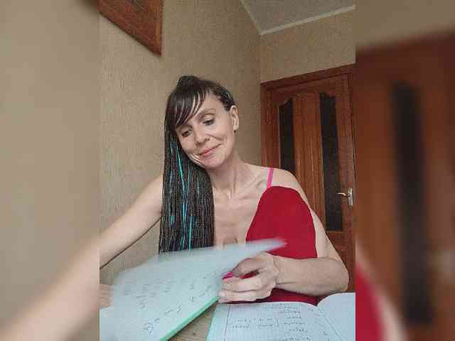 Hellenalonenochka webcam