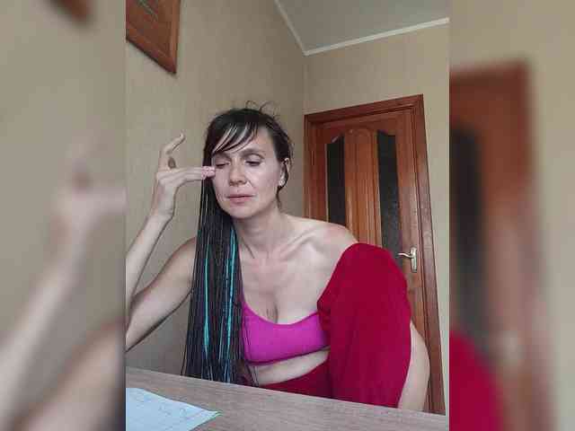 Hellenalonenochka webcam