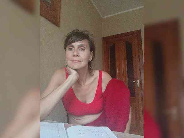Hellenalonenochka webcam