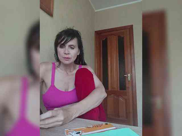 Modelo: Hellenalonenochka