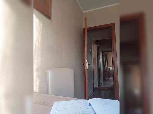 Hellenalonenochka webcam