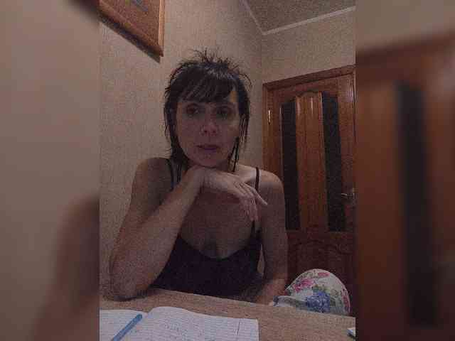 Hellenalonenochka webcam