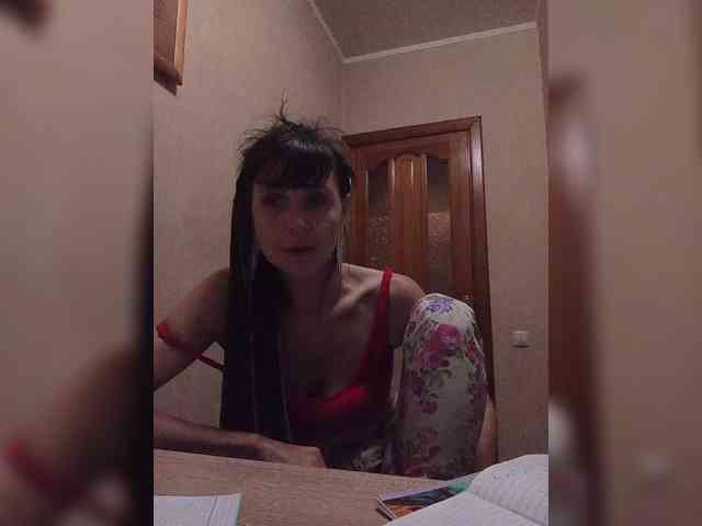 Hellenalonenochka webcam
