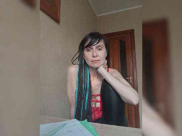 Hellenalonenochka webcam