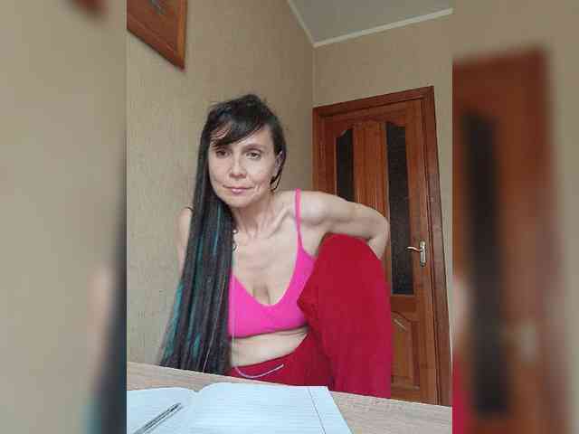 Hellenalonenochka webcam