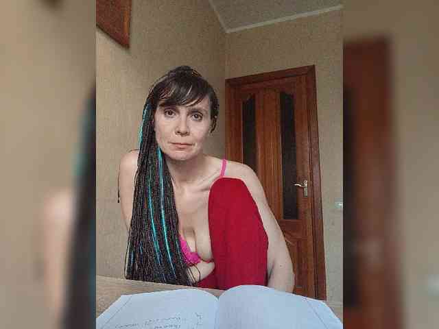 Hellenalonenochka webcam