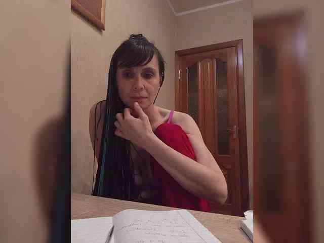 Hellenalonenochka webcam