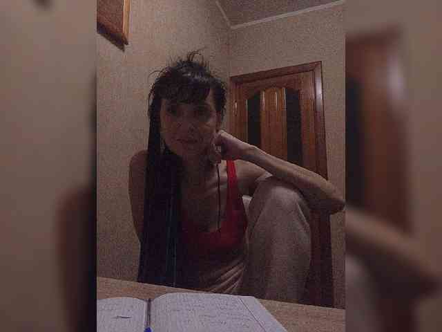 Hellenalonenochka webcam