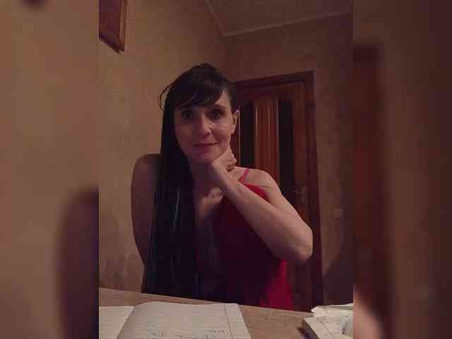 Hellenalonenochka webcam