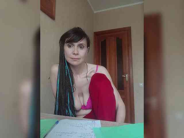 Hellenalonenochka webcam
