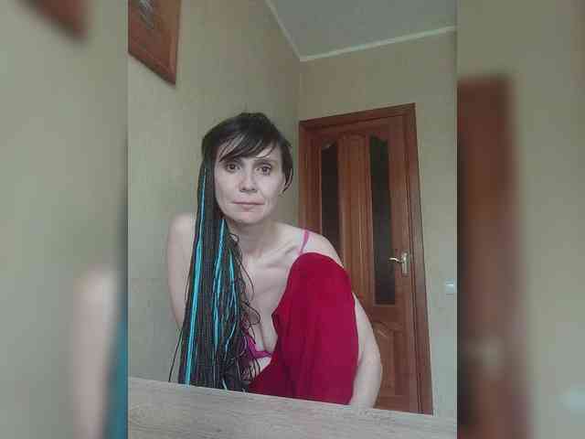 Hellenalonenochka webcam