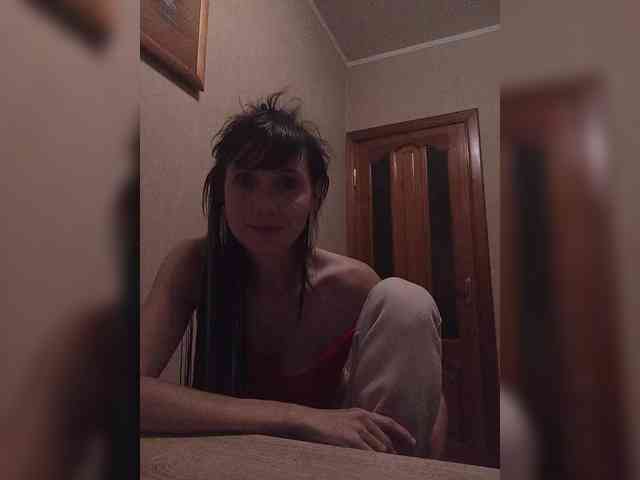 Hellenalonenochka webcam