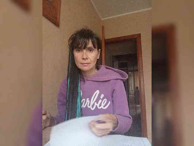 Hellenalonenochka webcam