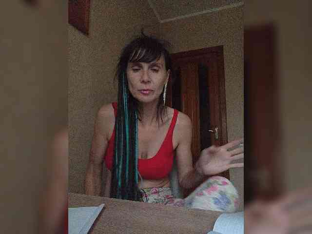 Hellenalonenochka webcam