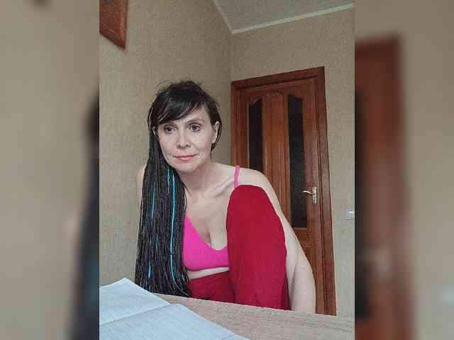 Hellenalonenochka webcam