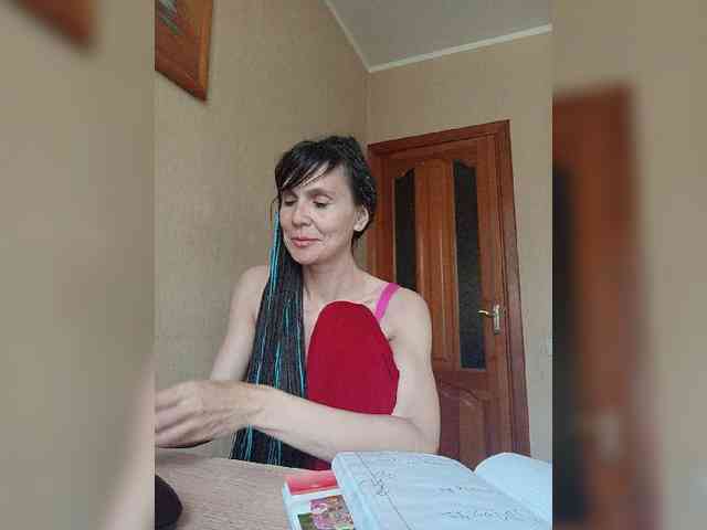 Hellenalonenochka webcam