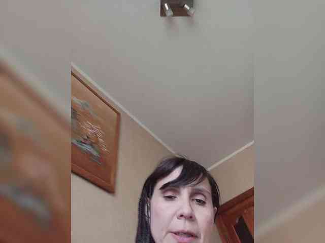 Hellenalonenochka webcam