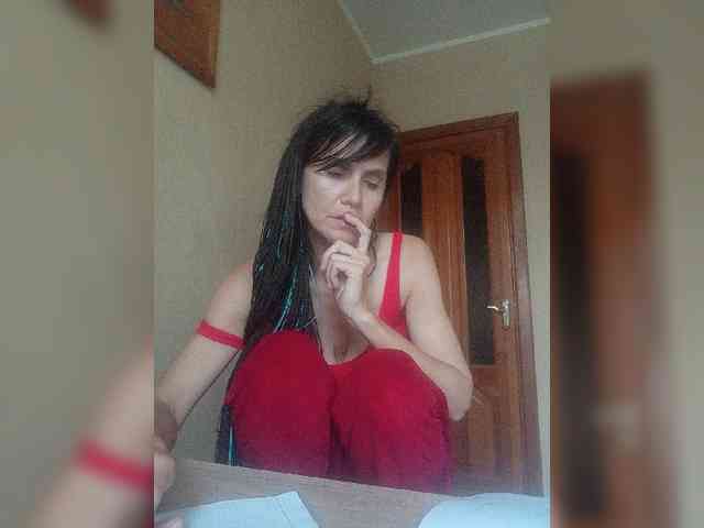 Hellenalonenochka webcam