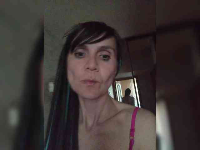 Hellenalonenochka webcam