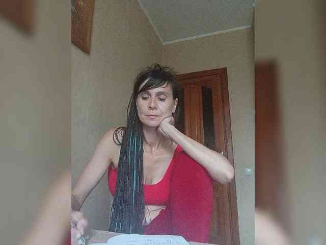 Hellenalonenochka webcam