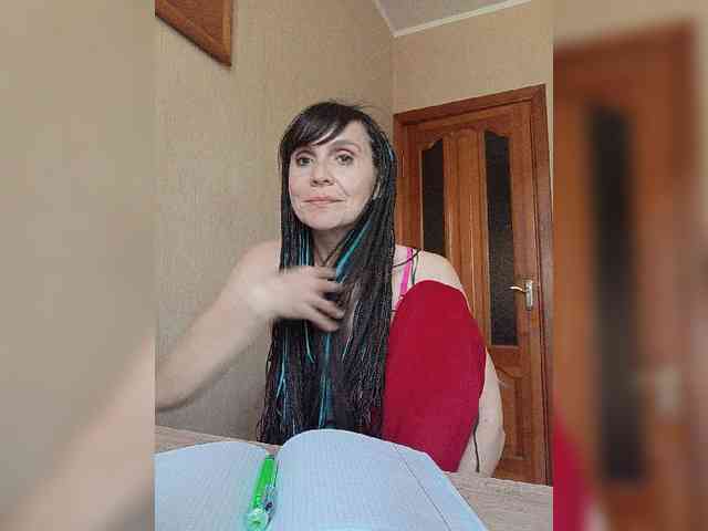 Hellenalonenochka webcam