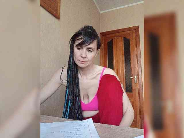 Hellenalonenochka webcam