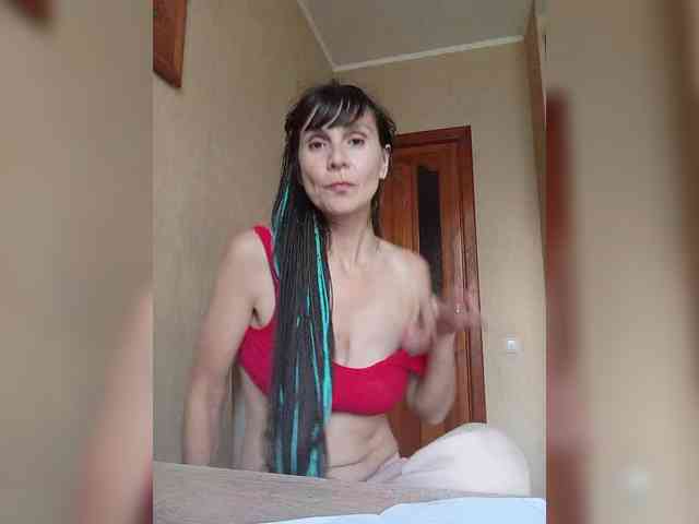 Hellenalonenochka webcam
