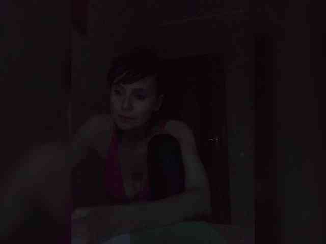 Hellenalonenochka webcam