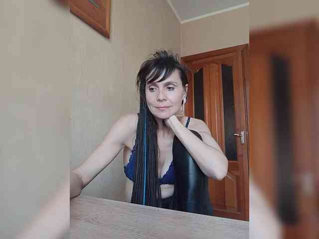 Hellenalonenochka webcam