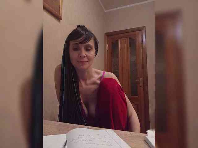 Hellenalonenochka webcam