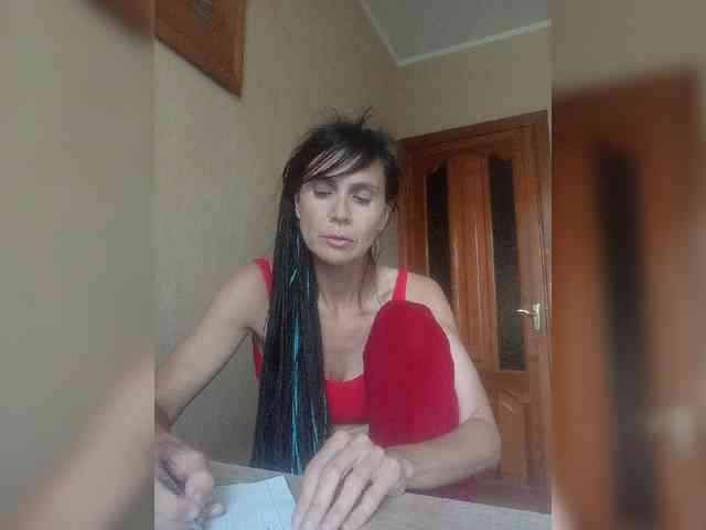 Hellenalonenochka webcam