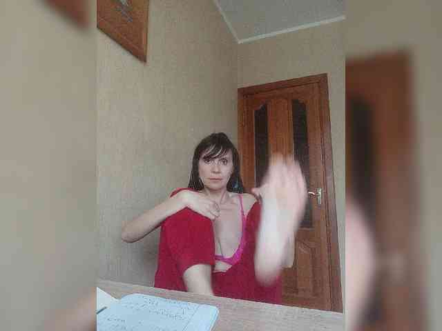 Hellenalonenochka webcam