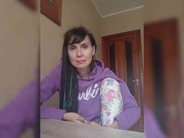 Hellenalonenochka webcam