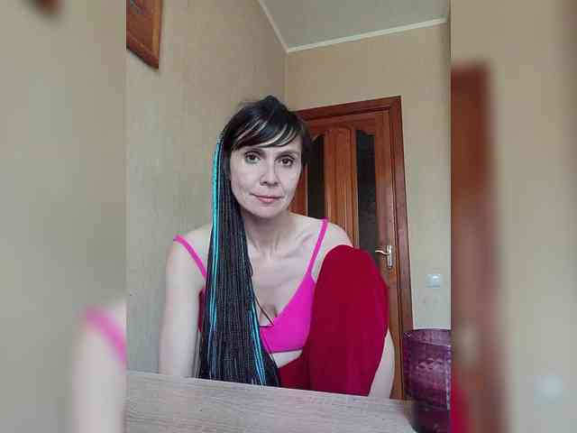 Hellenalonenochka webcam