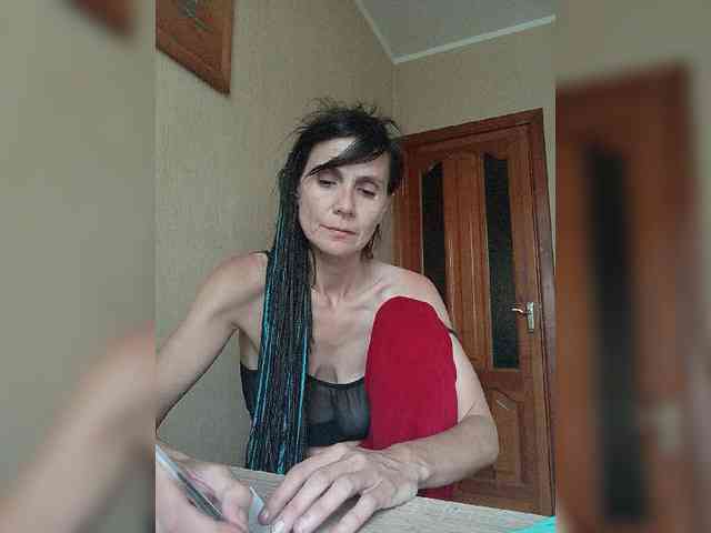 Hellenalonenochka webcam