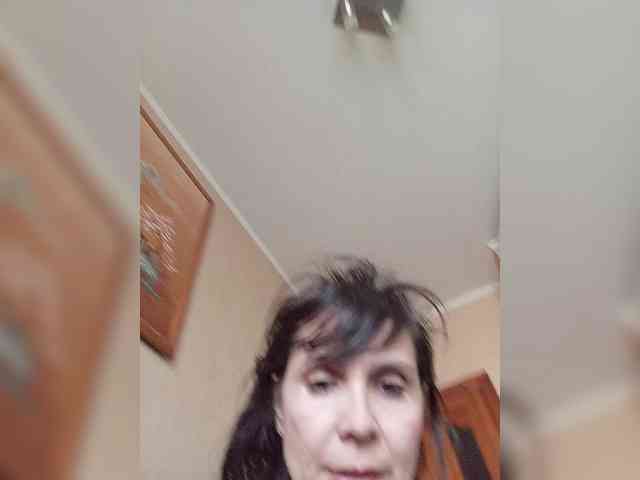 Hellenalonenochka webcam