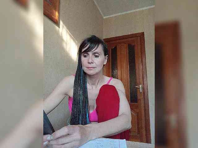Hellenalonenochka webcam