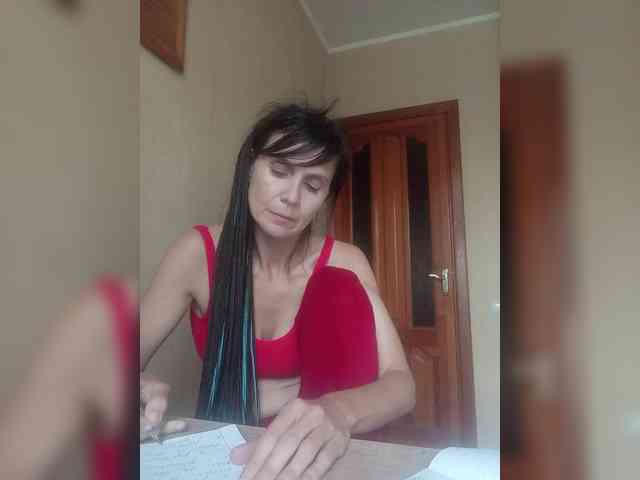 Hellenalonenochka webcam