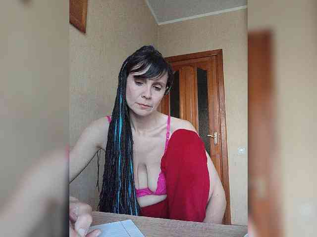 Hellenalonenochka webcam