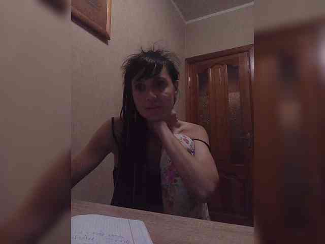 Hellenalonenochka webcam
