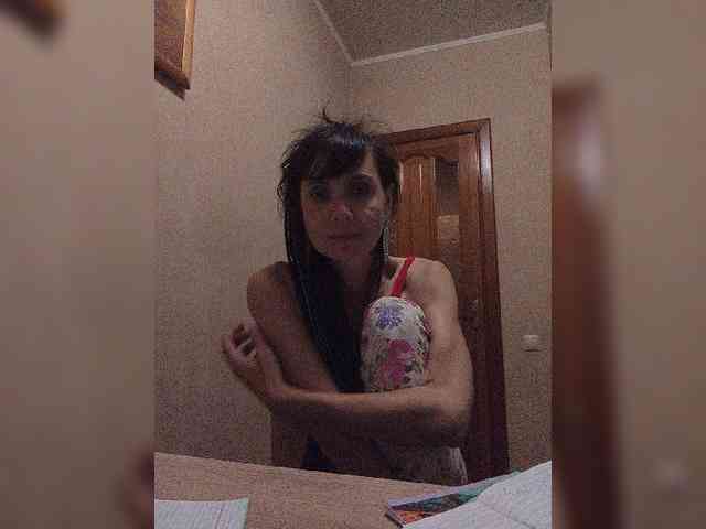 Hellenalonenochka webcam