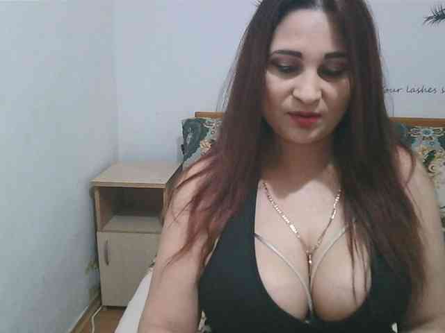 lorainne2 bongacams