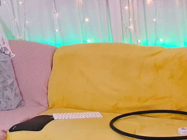 miss-milka live cam on BongaCams