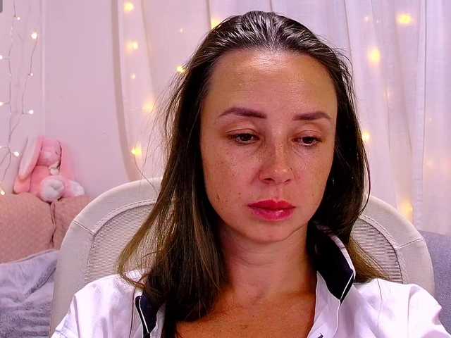 miss-milka live cam on BongaCams