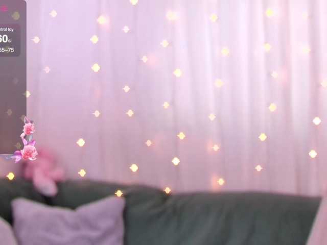 miss-milka live webcam show