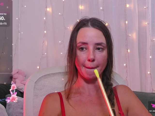 miss-milka live webcam show